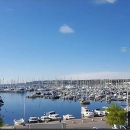 Lägenhet Citycenter Biograd *